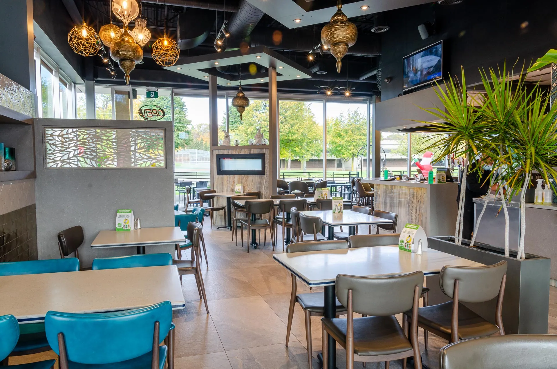 Interior Photo of Montfort Mediterranean Cuisine - Oakville, Ontario
