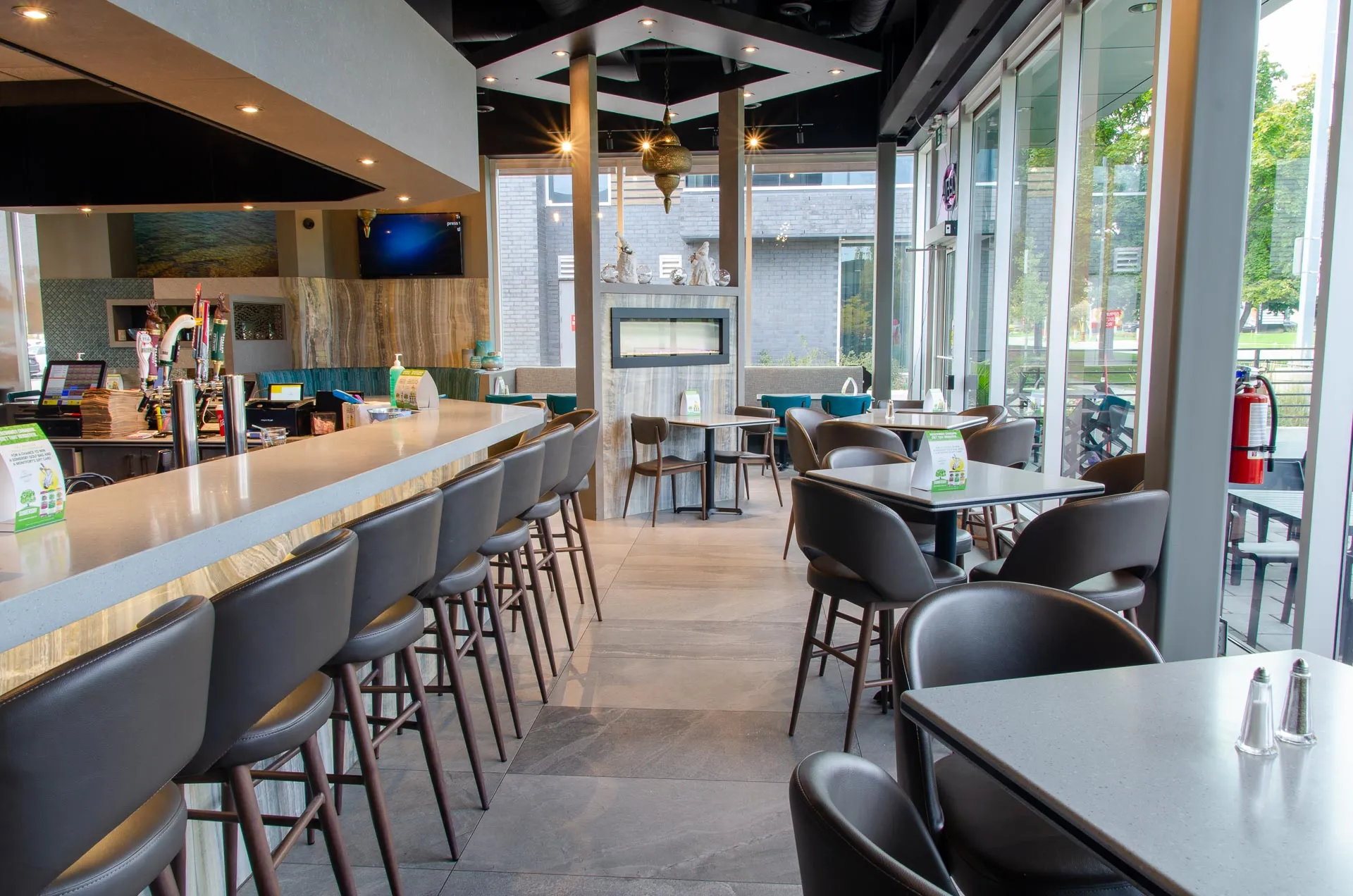 Interior Photo of Montfort Mediterranean Cuisine - Oakville, Ontario